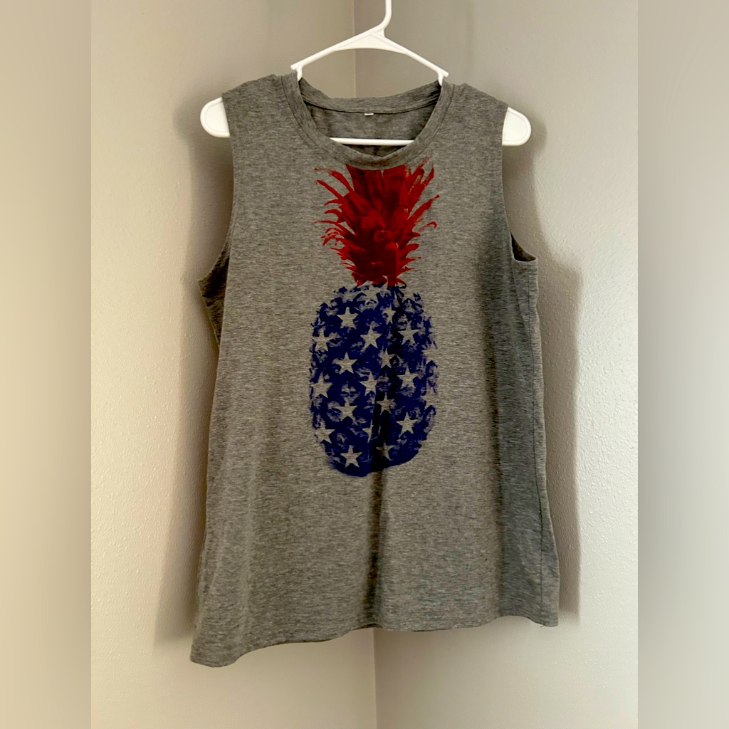 Gray Pineapple Tank
